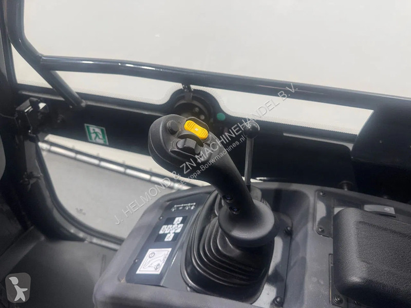 Chargeuse Komatsu WA80M-8E0 DEMO