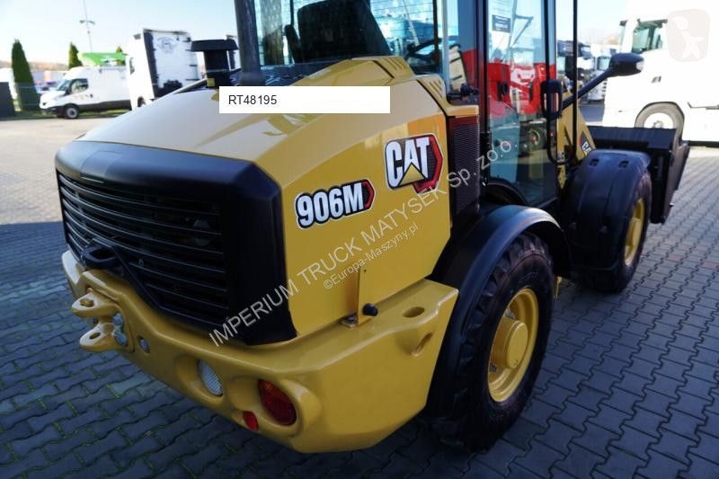 Nakladač Caterpillar 906M