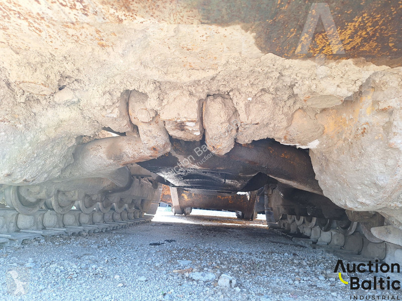 مُحمّلة Komatsu 1