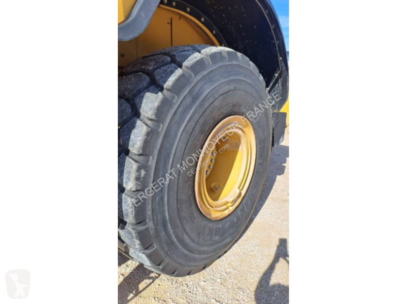 Товарач Caterpillar