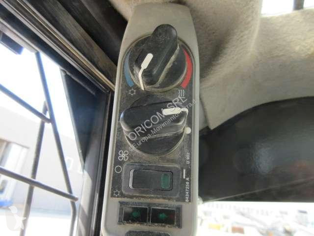 Nakladač Case SR270