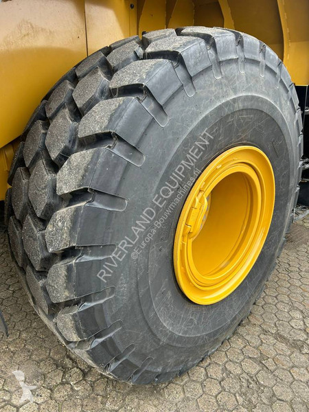 مُحمّلة Caterpillar GC wheel loader Demo 650 hours