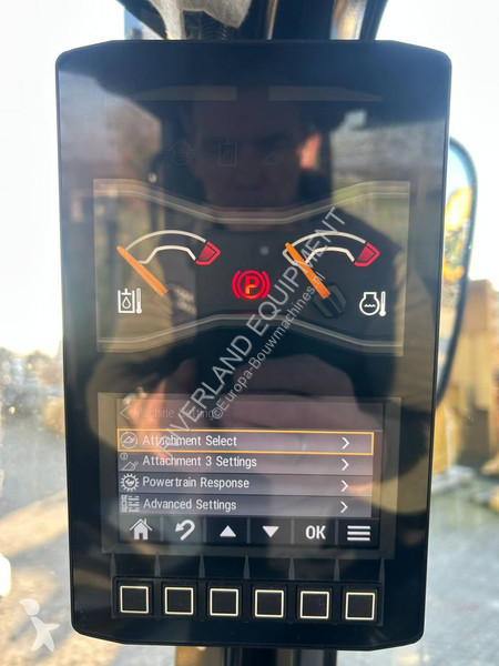 Nakladač Caterpillar only 625 hours, ac, 40 km/h