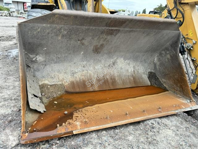 Nakladač Komatsu