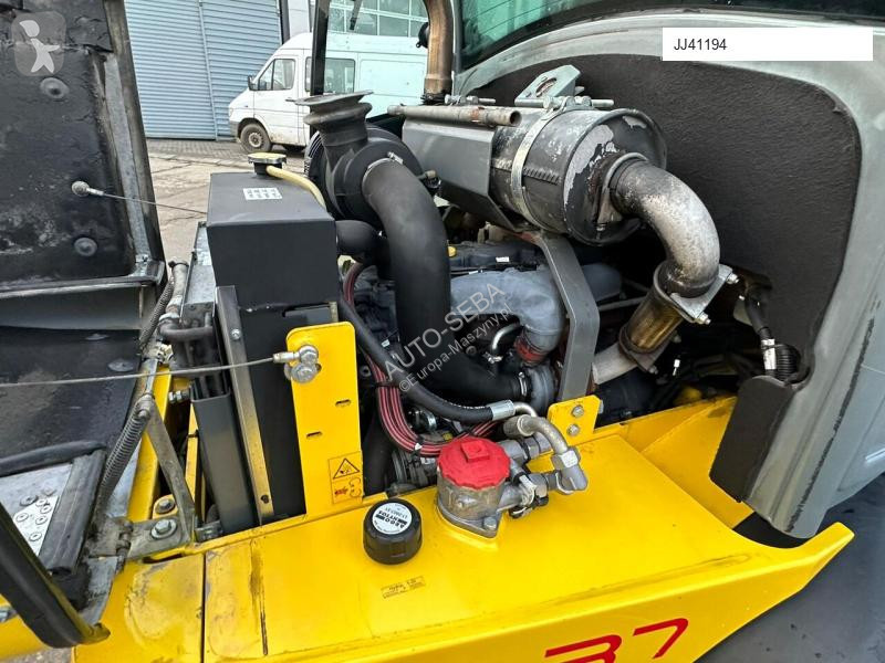 Nakladač Weidemann WL37