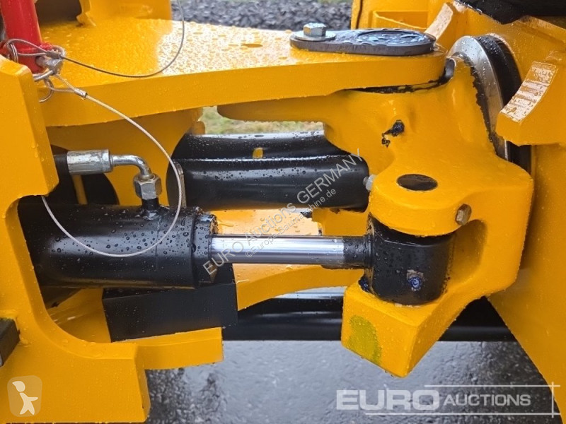 Shovel JCB 409
