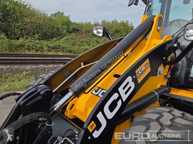 Товарач JCB 409