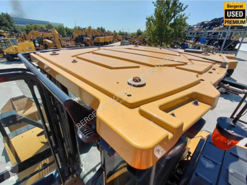 Nakladač Caterpillar 972 XE