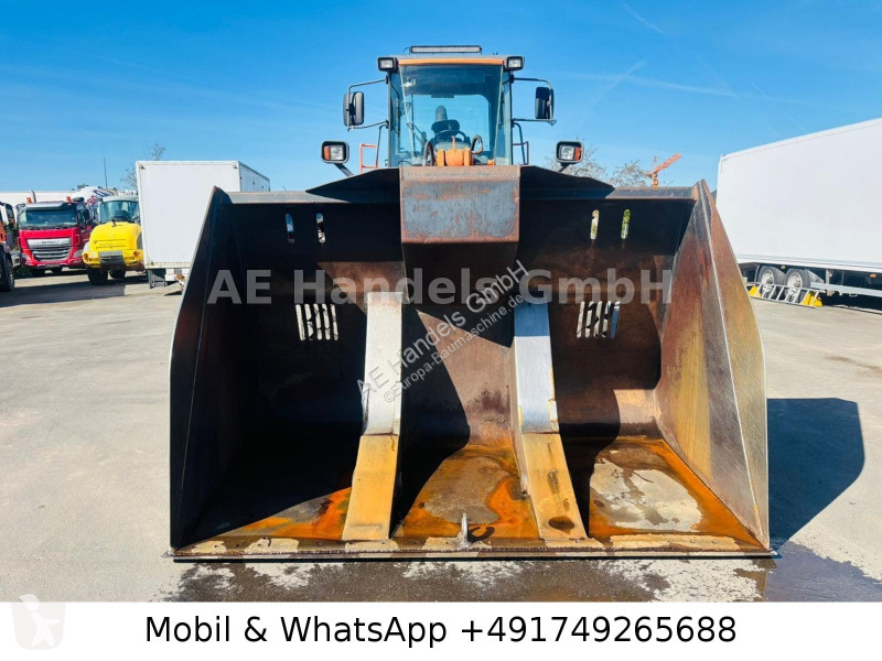Фронтальный погрузчик Doosan...