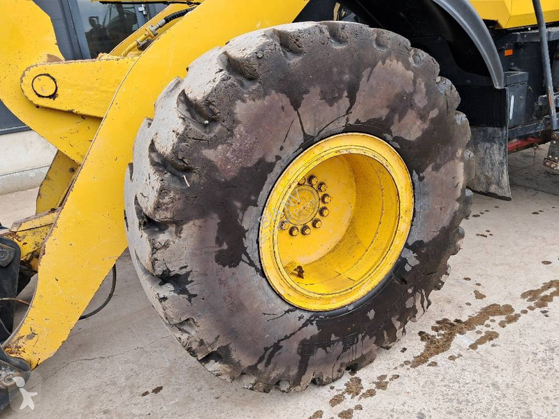 Nakladač Komatsu WA270-8 High Lift