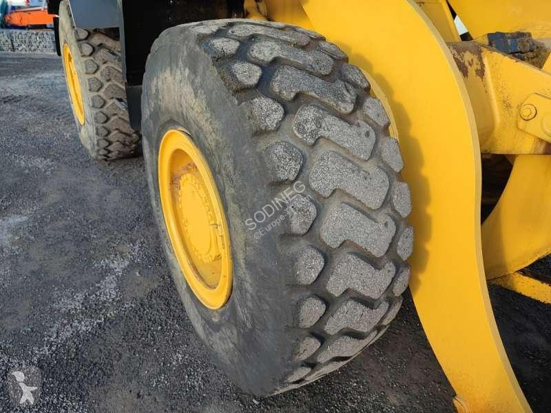 Nakladač Komatsu