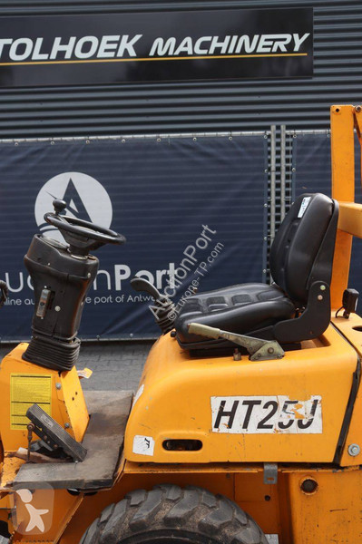 Nakladač  HT25J