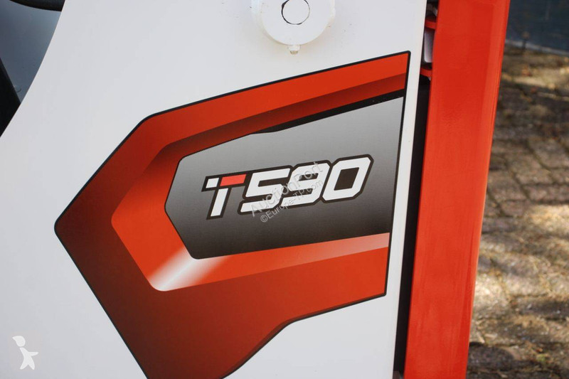 مُحمّلة Bobcat T590