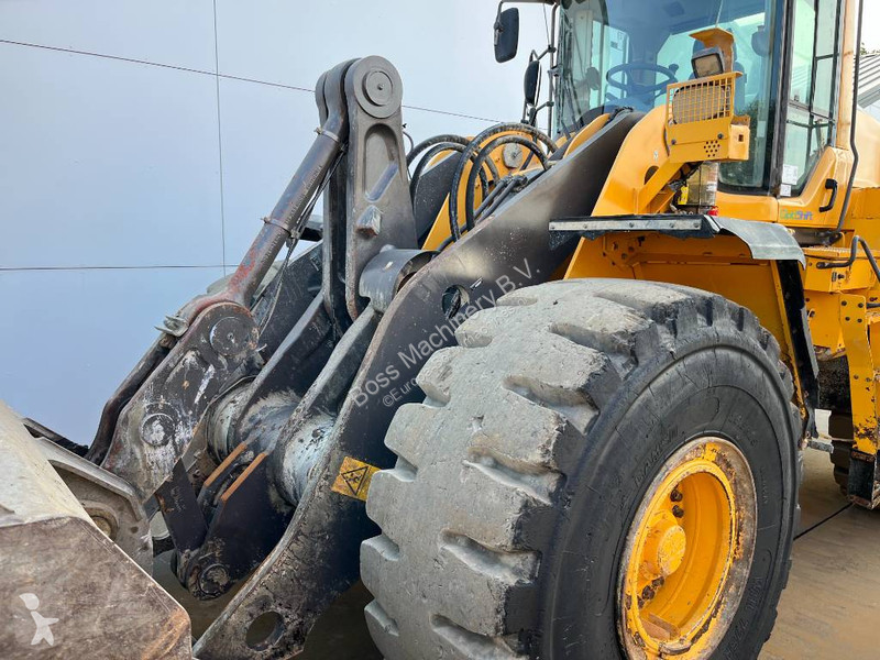 Nakladač Volvo - Automatic Greasing / Camera