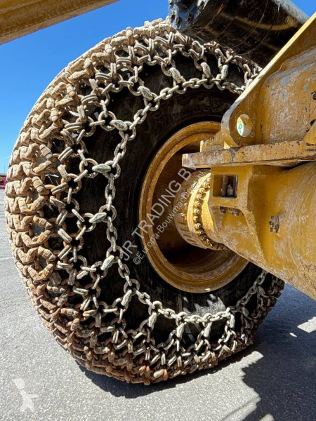 Nakladač Caterpillar (full service history...
