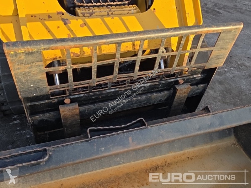 Фронтальный погрузчик Caterpillar 289D3