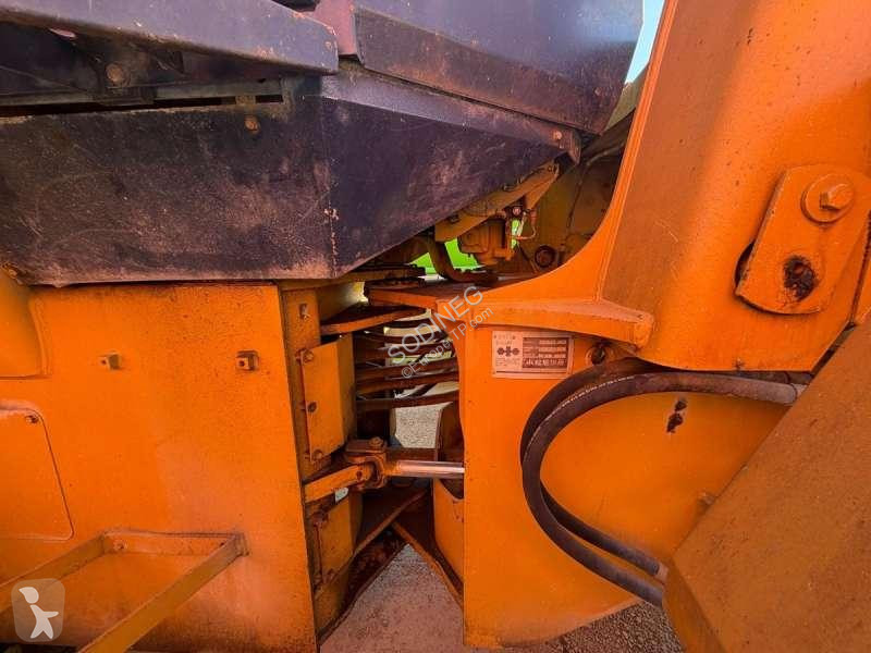 Lastare Komatsu 3201