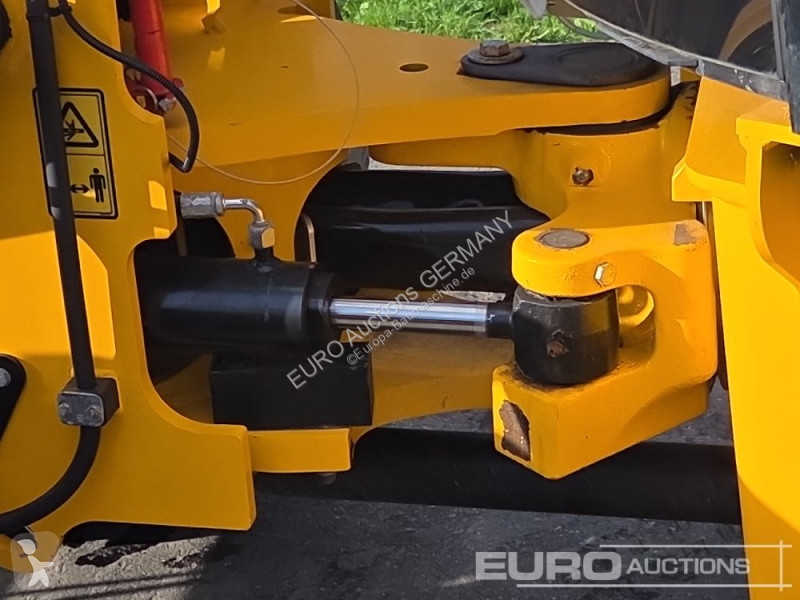 Lastare JCB 409
