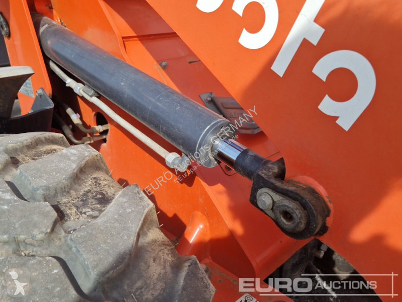 Lastare Kubota R085