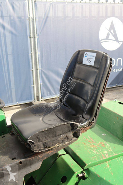 Pala cargadora Avant tecno Multi