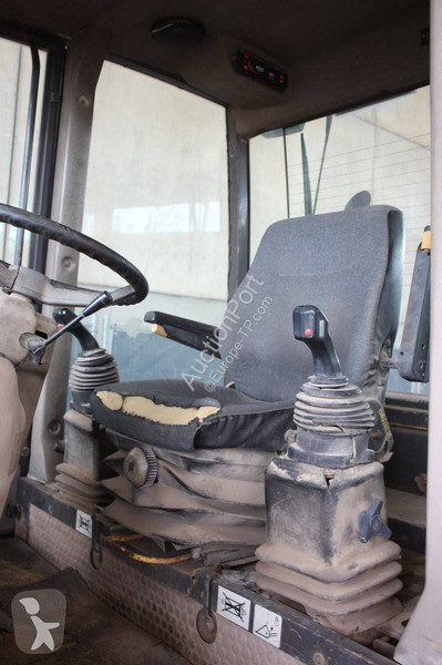 Chargeuse Ahlmann AS85/