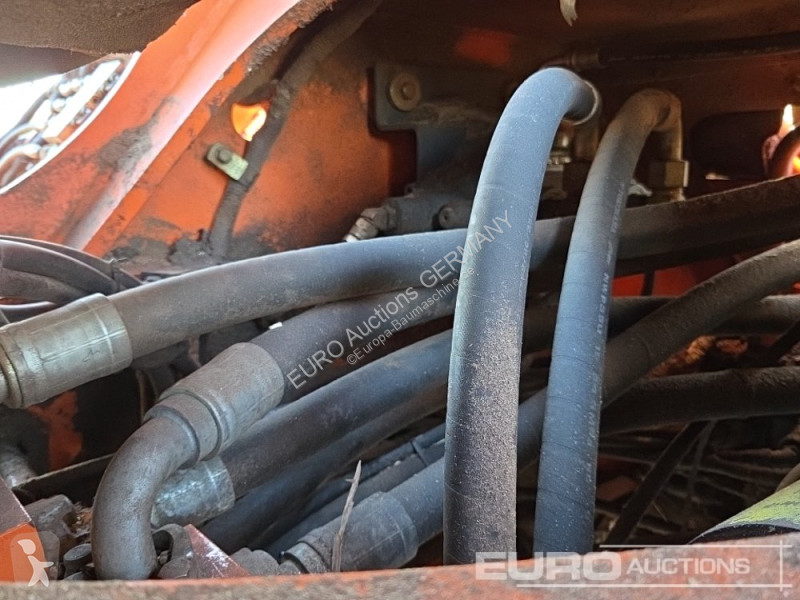 Chargeuse Hitachi