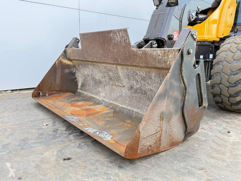 Chargeuse Mecalac AS900 - Bucket + Forks / Mecalac
