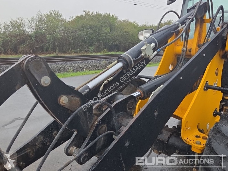 Chargeuse JCB 406 T4