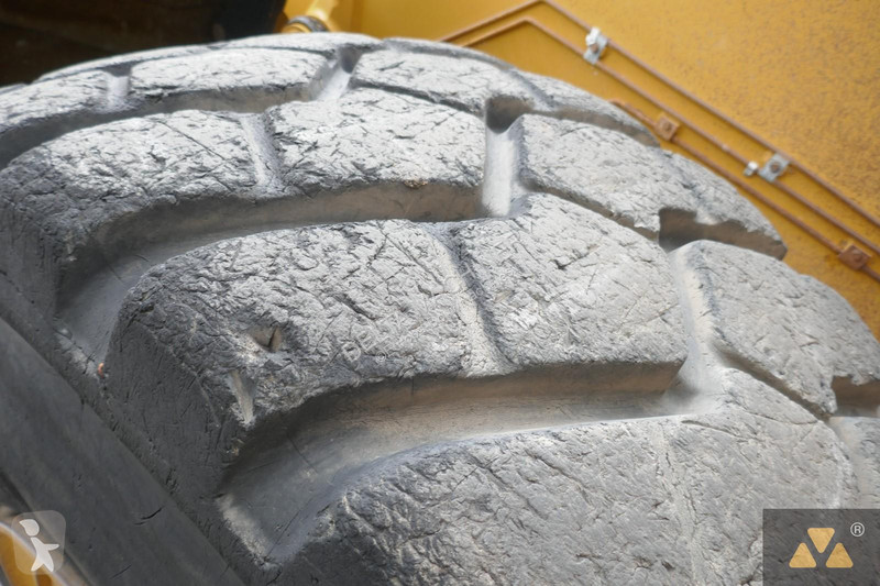 Nakladač Caterpillar 980M