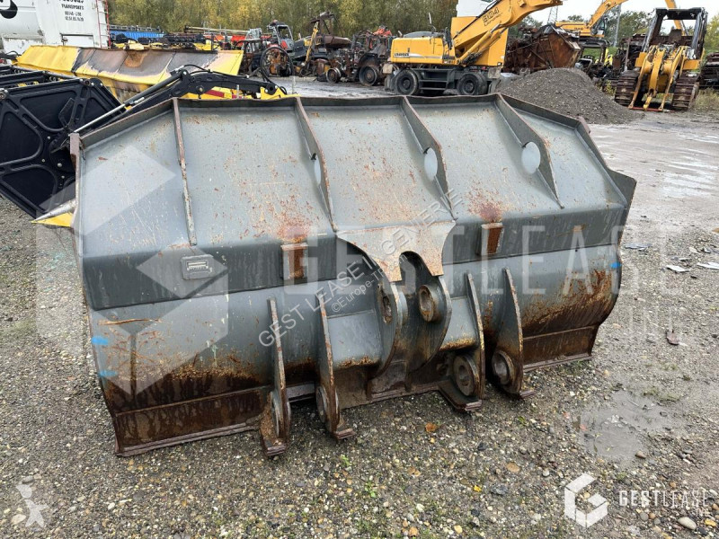 Shovel Liebherr 636