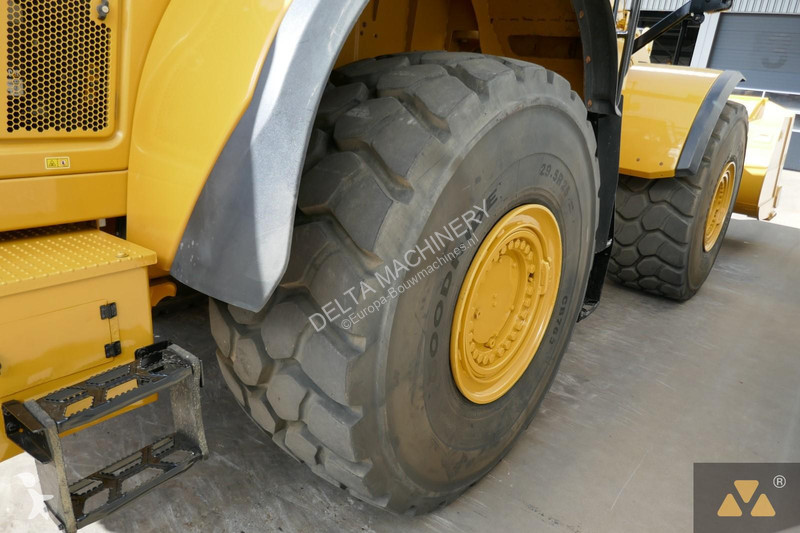 Shovel Caterpillar 980M