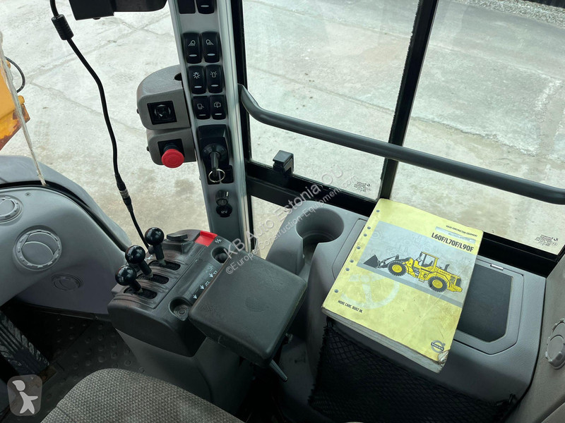 مُحمّلة Volvo L 90 F 4x4 CETRAL LUBRICATIO / AC