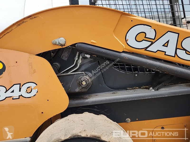 مُحمّلة Case SV340