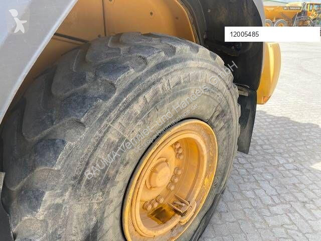 مُحمّلة Volvo L 120 H (12005485)