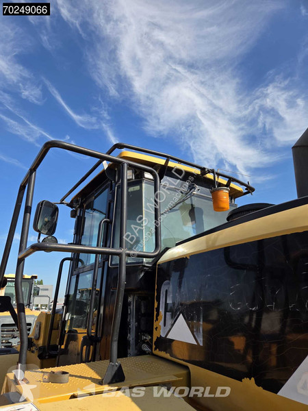 Shovel Caterpillar FIRE DAMAGE - OPERABLE