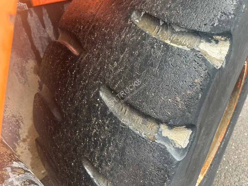 Pá carregadora Doosan 4X4, CE, 6117 HOURS
