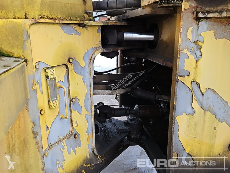 Nakladač JCB 420