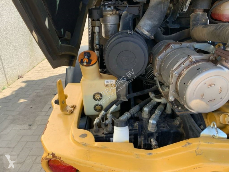Shovel Caterpillar 906
