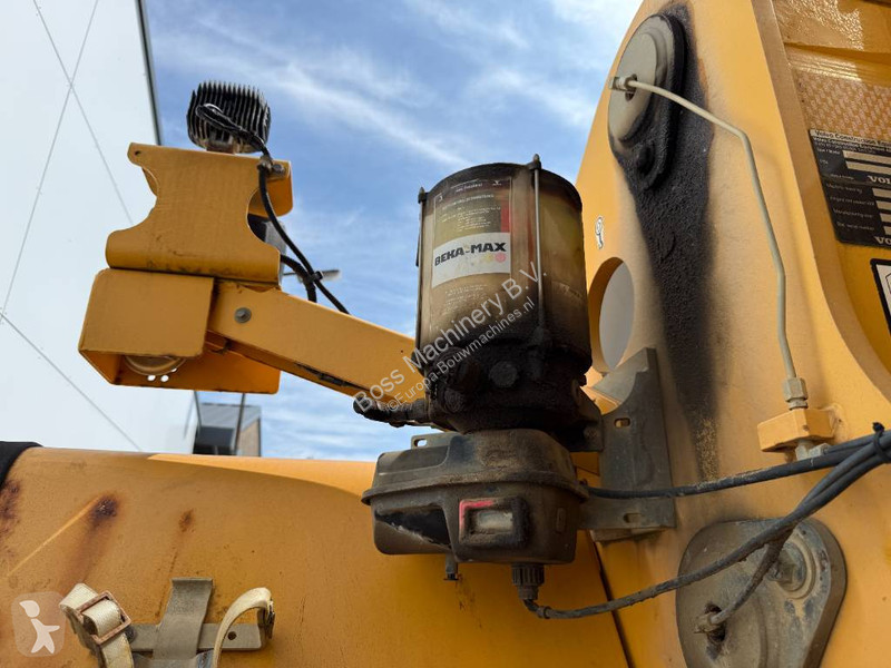 Shovel Volvo L220G - German Machine / 3rd Function