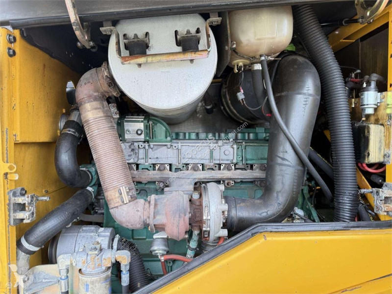 Shovel Volvo 4rd line , coupler