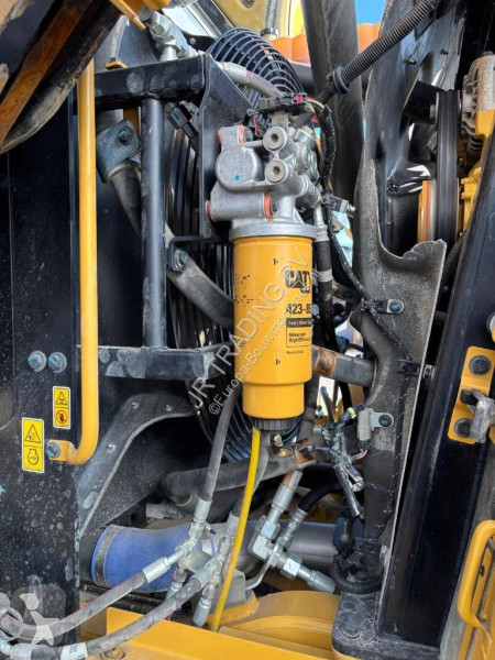 Shovel Caterpillar 980 M