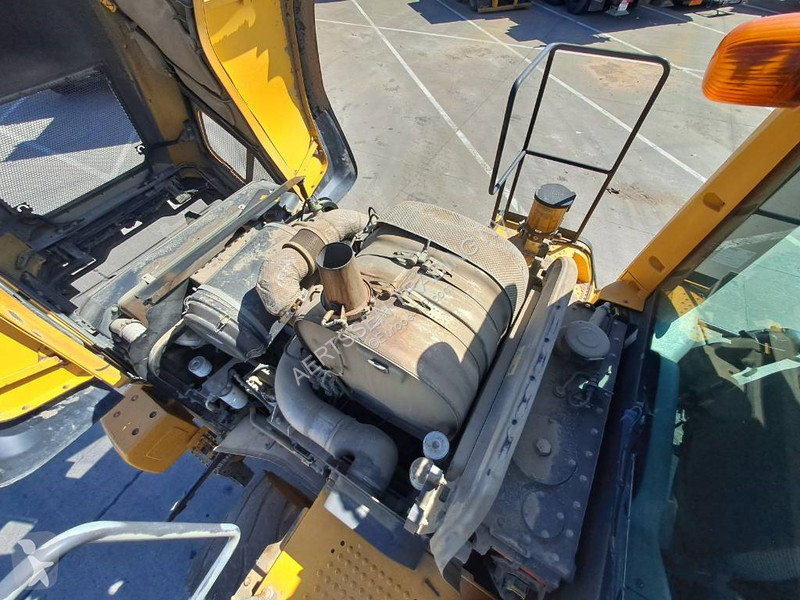 Nakladač Volvo 150 H