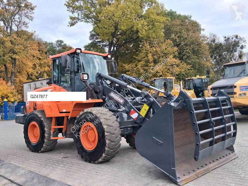 Фронтальный погрузчик Doosan