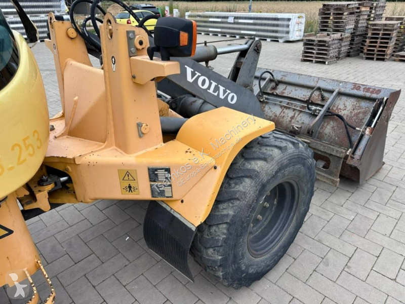 مُحمّلة Volvo B PRO 3er Kreis...