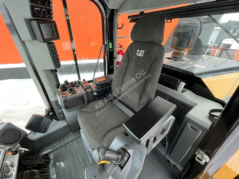 Фронтальный погрузчик Caterpillar M AC / CENTRL...