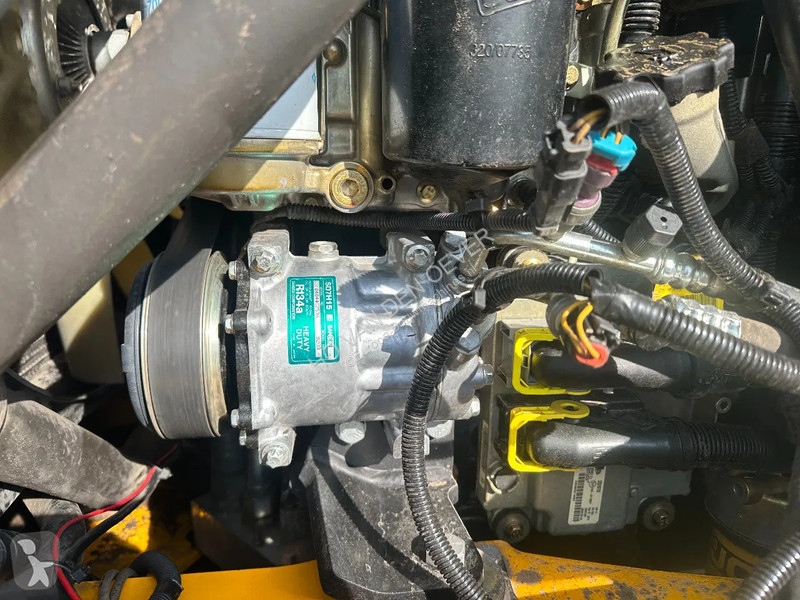 Chargeuse JCB s agri
