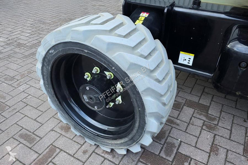 منصة تلسكوبية Niftylift HR28 HR28 HYBRID 4x4...