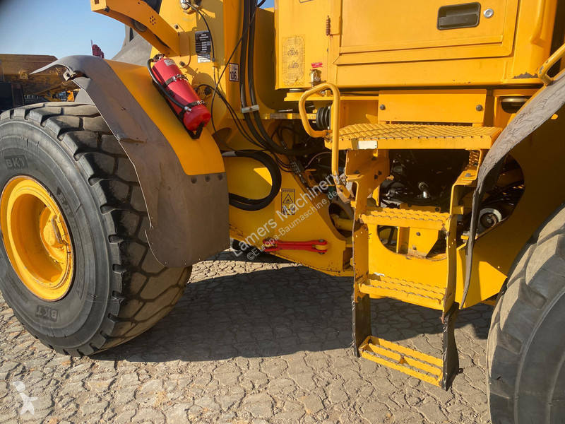 Nakladač Volvo L110