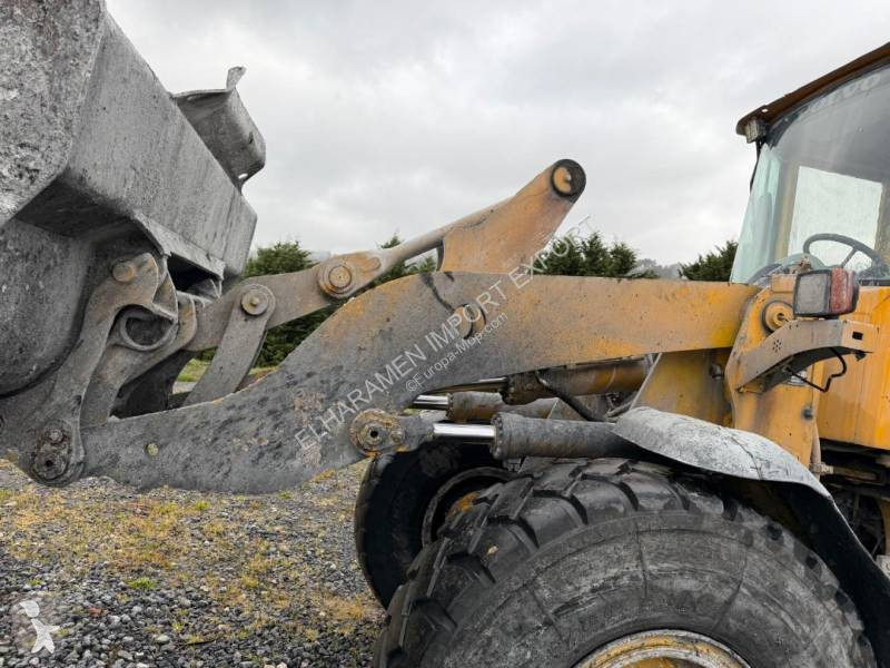 Pala cargadora Volvo 121 17000KG