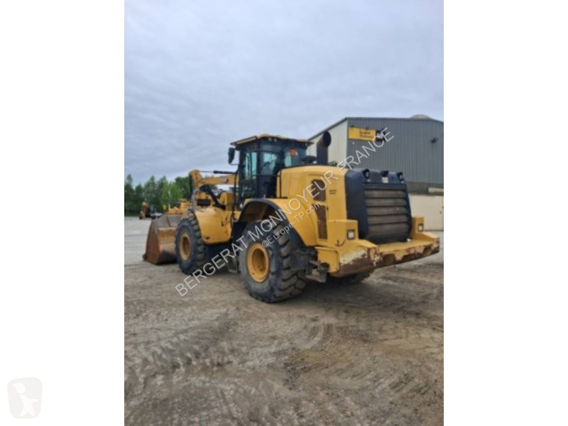 Nakladač Caterpillar 972M XE